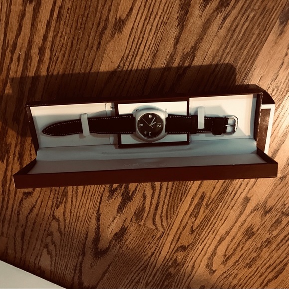 Coach watch - Picture 2 of 3